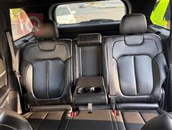 جیپ گراند شیرۆکی